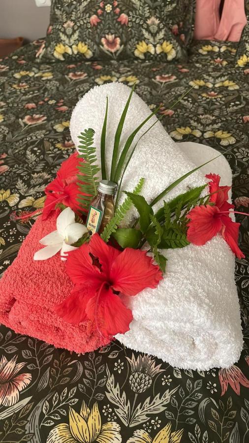Studio Confort Avec Piscine Et Vue Tahiti Punaauia Extérieur photo